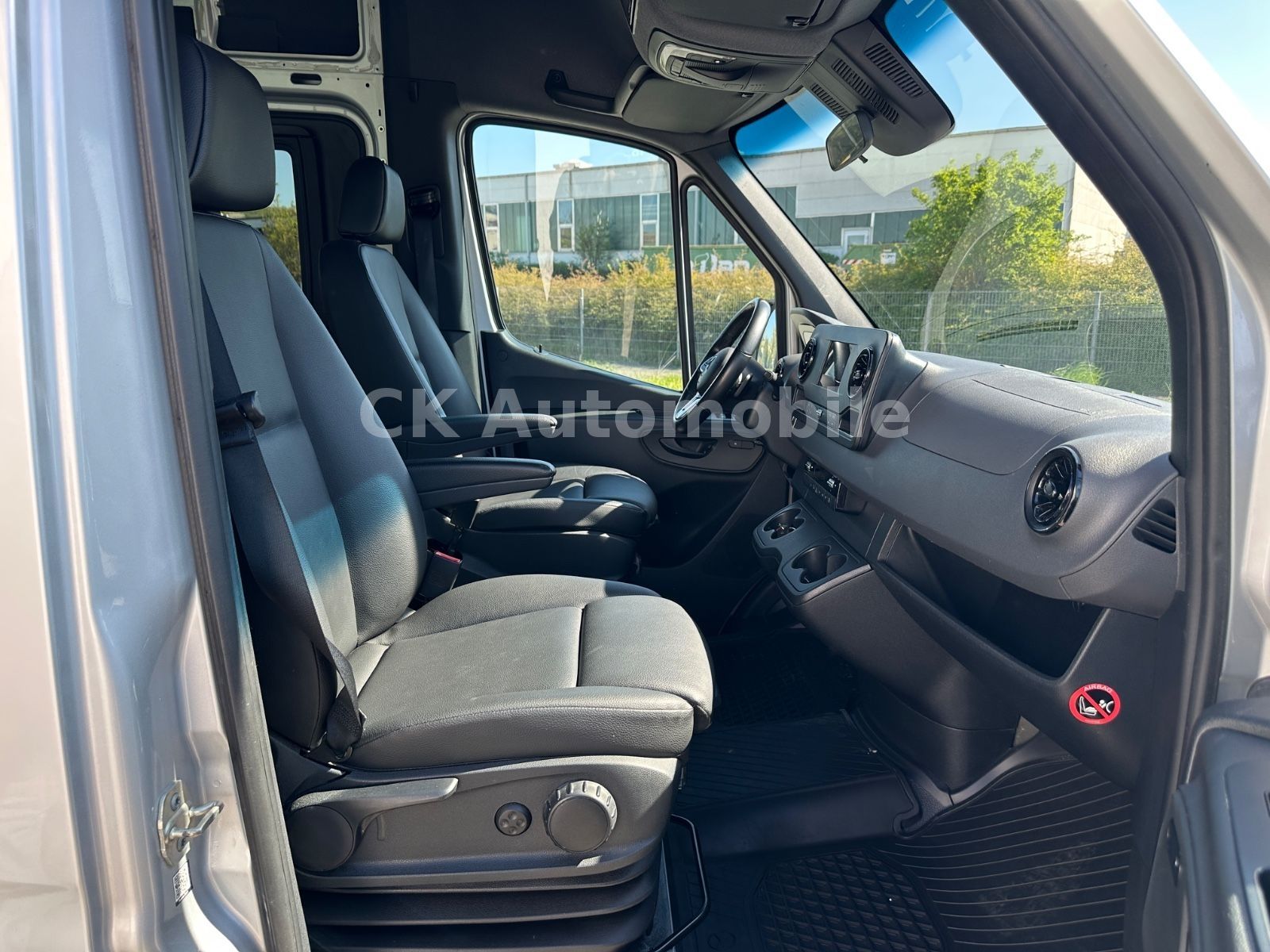 Fahrzeugabbildung Mercedes-Benz Sprinter III Kasten 317 Maxi Autom./MBUX/LED/Kam