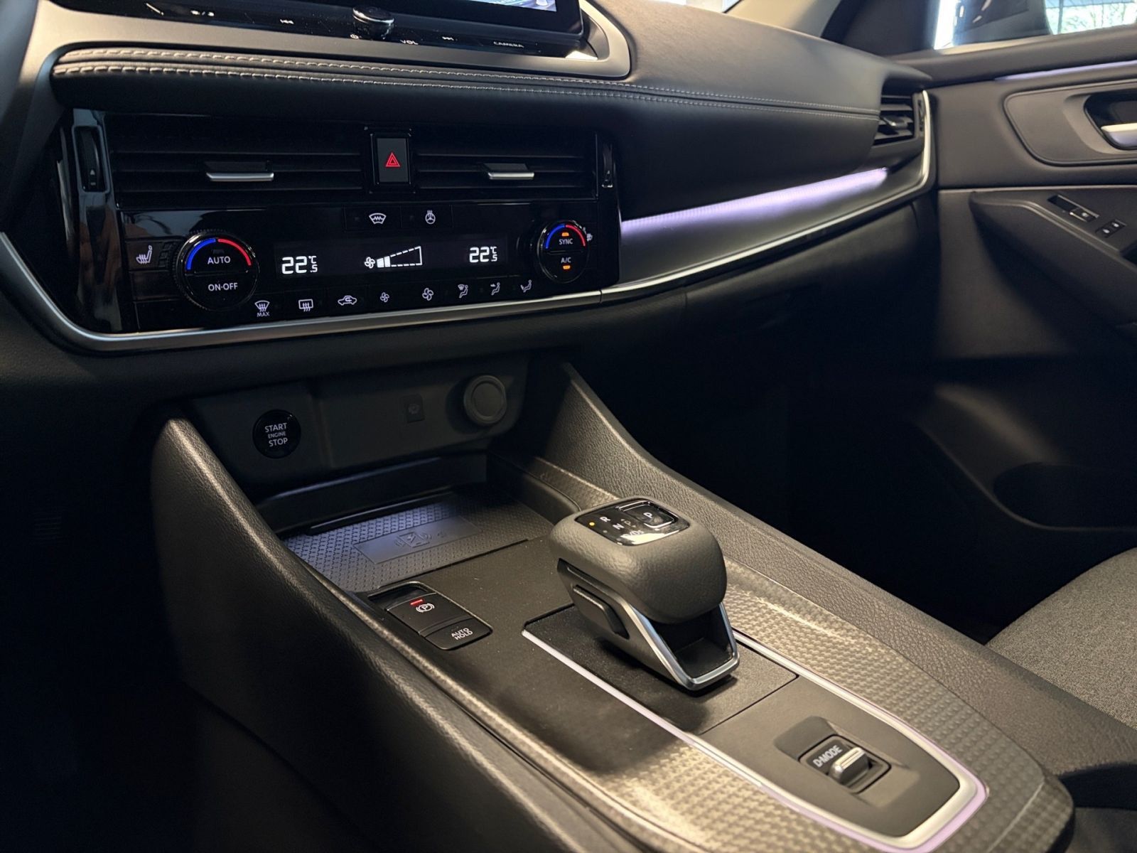 Fahrzeugabbildung Nissan Qashqai 1.5 VC-T N-Way e-Power*NAVI*360°Kamera*
