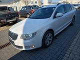 Skoda Superb Combi Ambition - Skoda Superb aus 2012