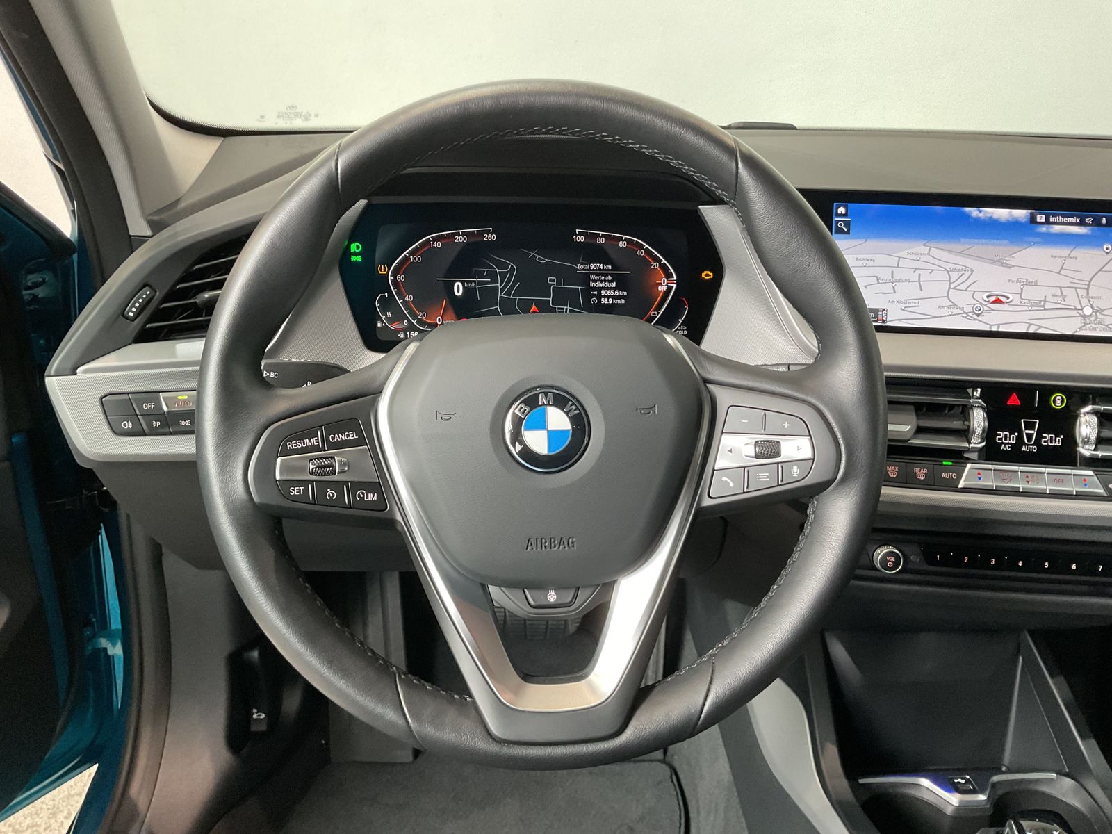 Fahrzeugabbildung BMW 116i | Außenspiegelpaket | Tempomat | Sitzheizun
