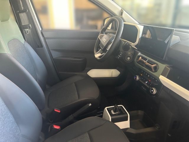 Fahrzeugabbildung Dacia Spring MJ26 Extreme 100 City-Paket+Power-Paket+L
