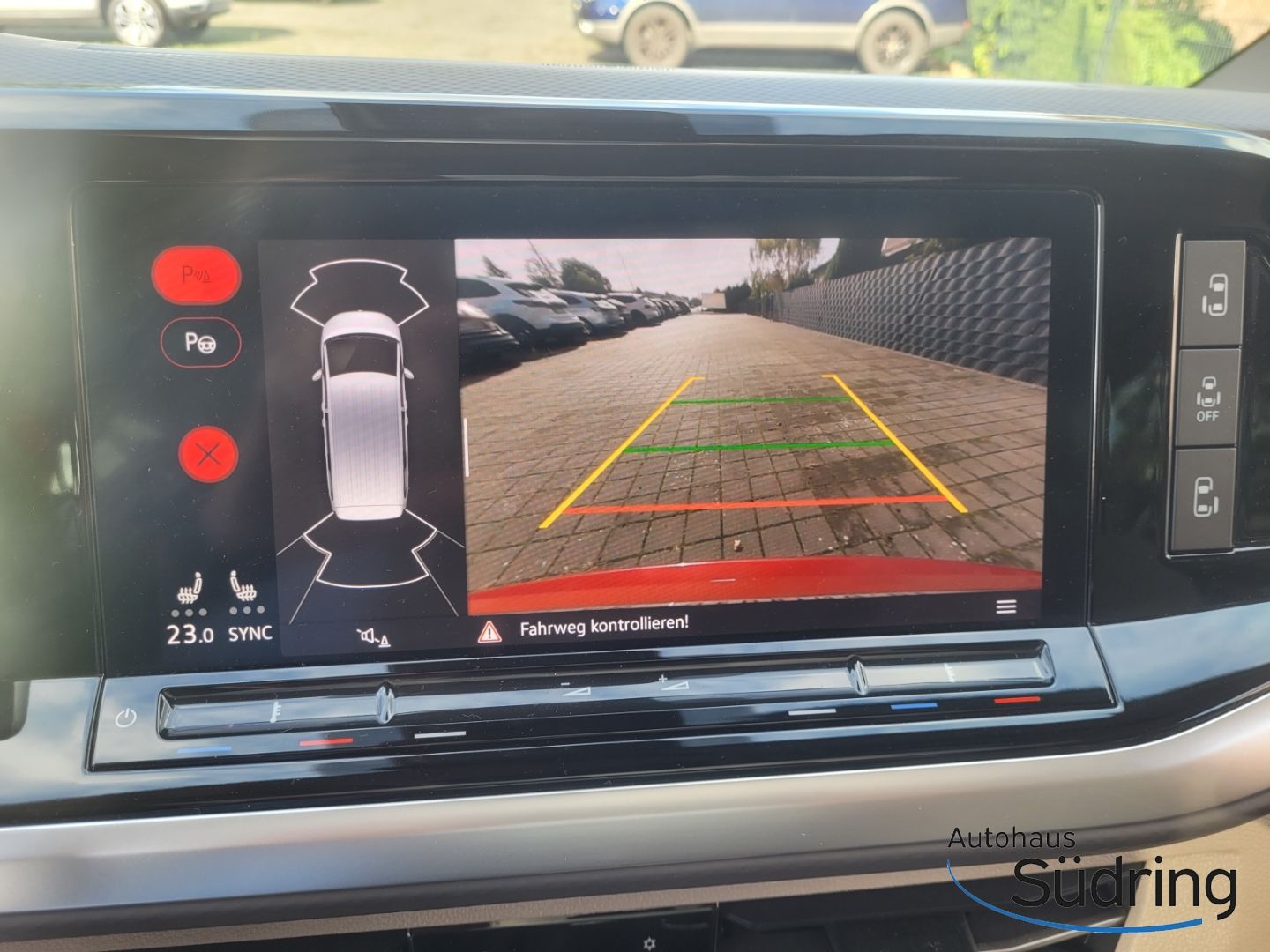 Multivan Style 2.0 TSI DSG HUD StandHZG AHK Pano