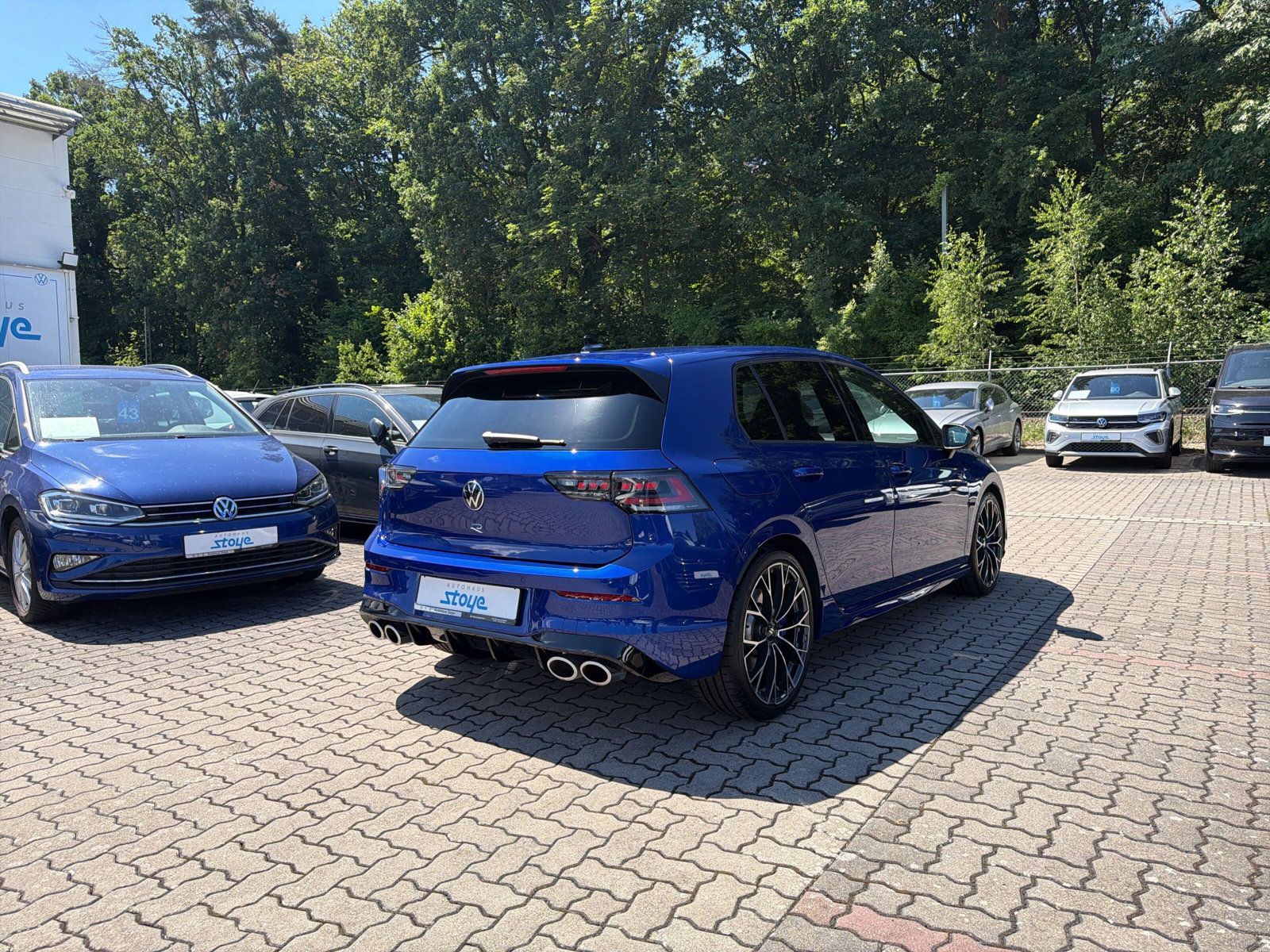 Golf R 4M Navi PANO Black St Harman Kardon