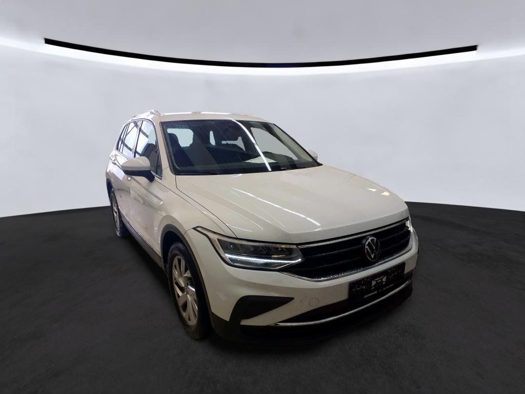 Fahrzeugabbildung Volkswagen Tiguan Active TSI *Navi*ACC*LED*PDC*Sitzhzg*Cam*