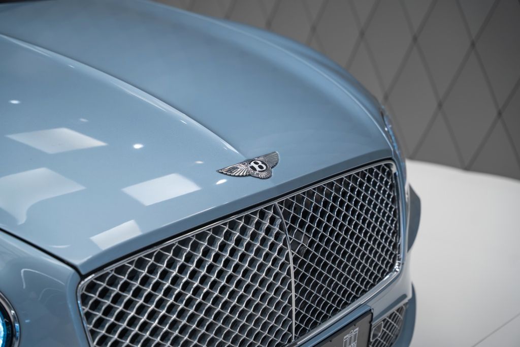 Continental GT V8 MULLINER BLUE/BEIGE - Bild 8