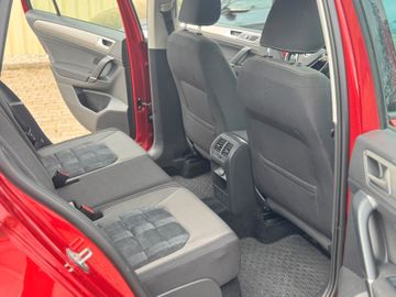 Volkswagen Golf - 10