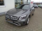 Mercedes-Benz GLA 200 Design- und Ausstattungslinie Urban - Mercedes-Benz GLA 200 mit Benzin-Antrieb: Grau, Schiebedach