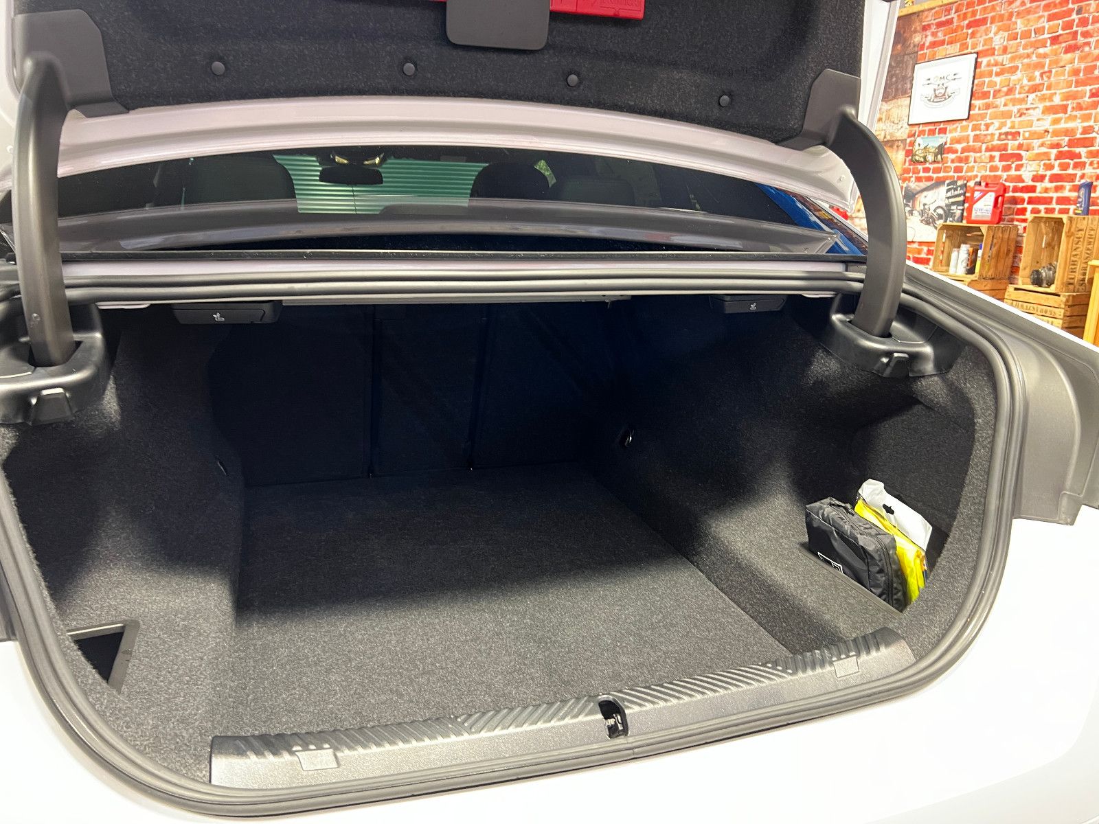 BMW 520 i M-Sport Pano Leder 360° Memory H&K foto 13