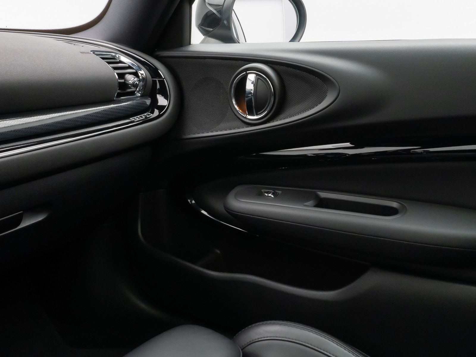 Fahrzeugabbildung MINI Cooper S Clubman JCWKS Panorama Kamera HUD Voll