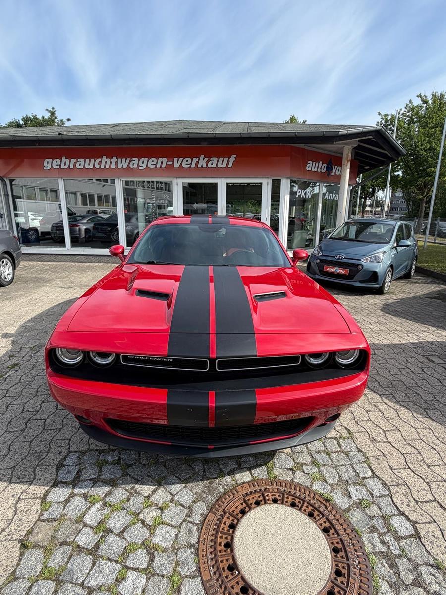 Dodge Challenger