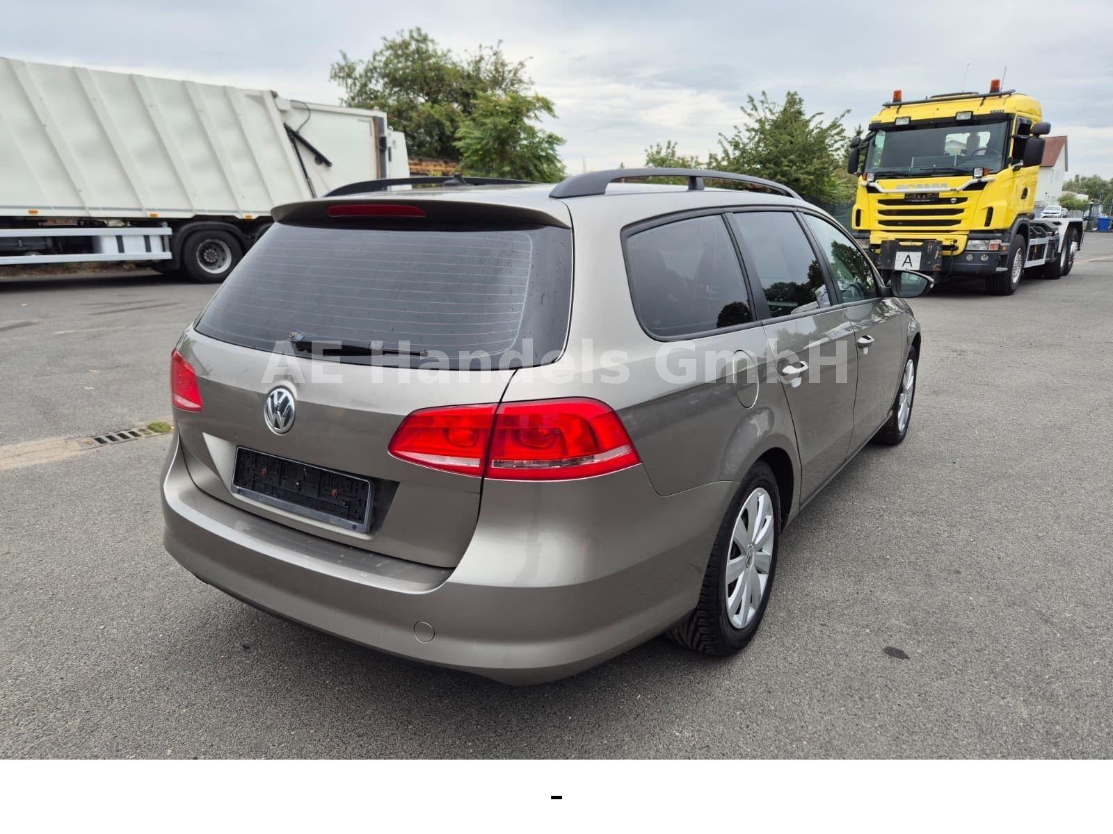 Volkswagen Passat 2012 — photo 6