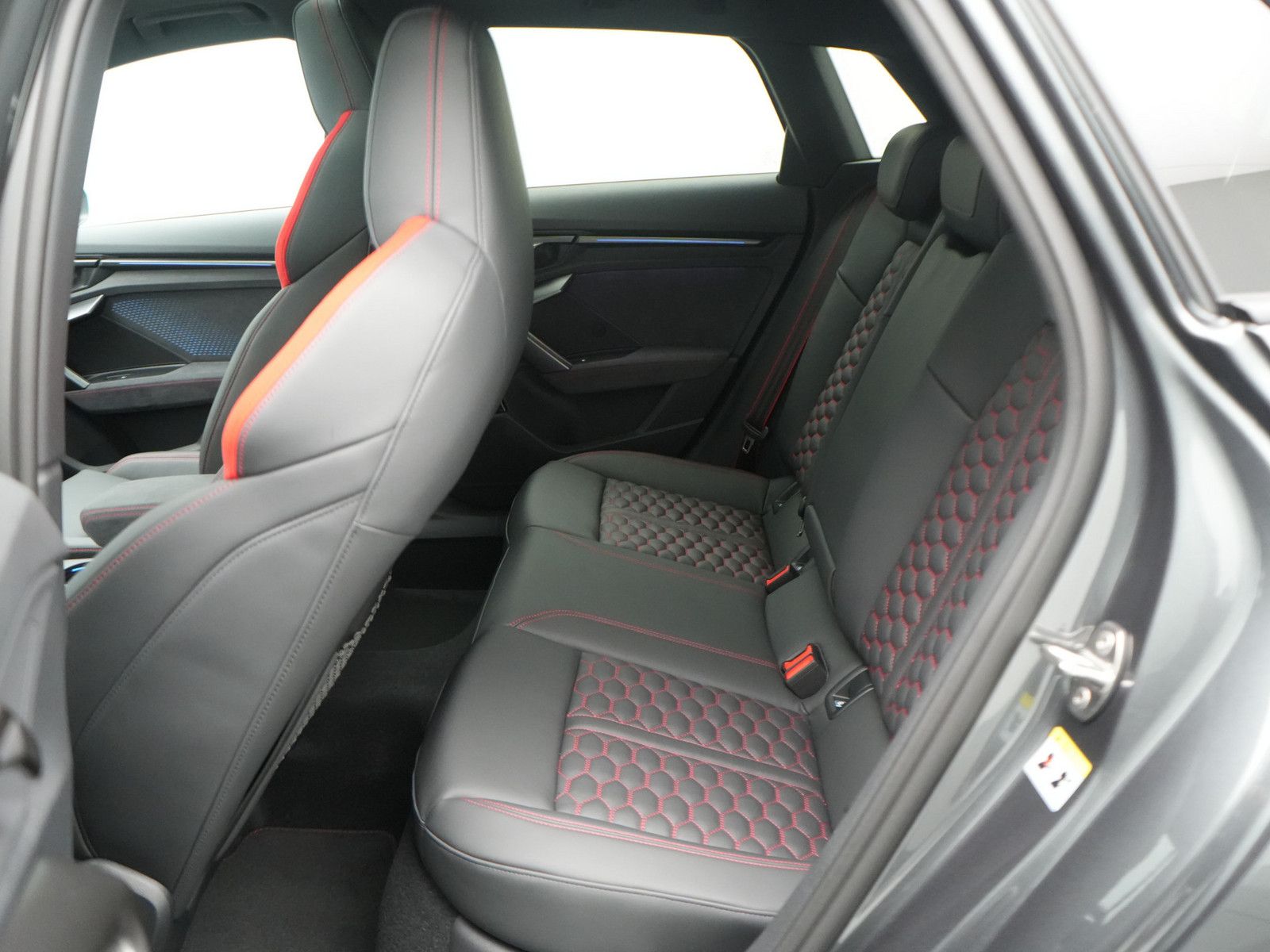 Audi RS3 - Bild 17