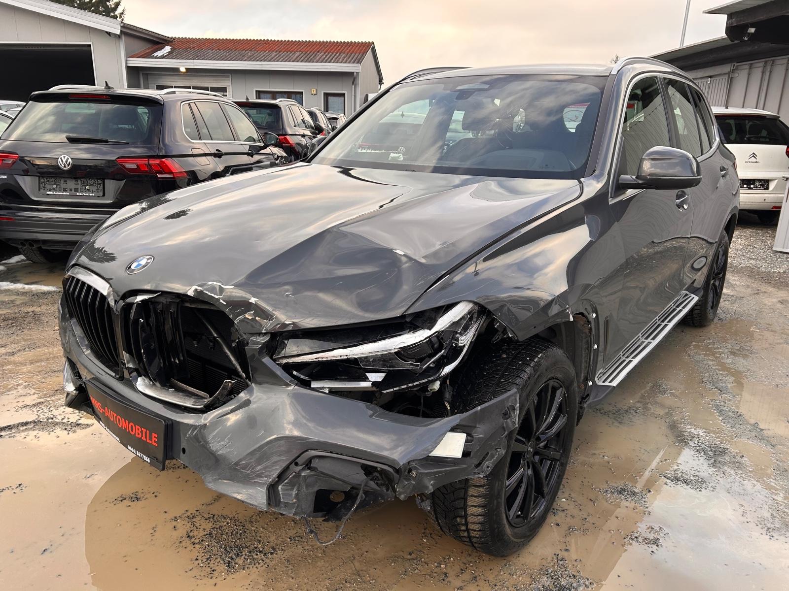 BMW X5 xDrive 30 d Leder Navigation LED Motor OK Aut