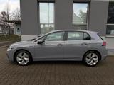Volkswagen Golf VIII Lim. Style - VW Golf Gebrauchtwagen in Düsseldorf