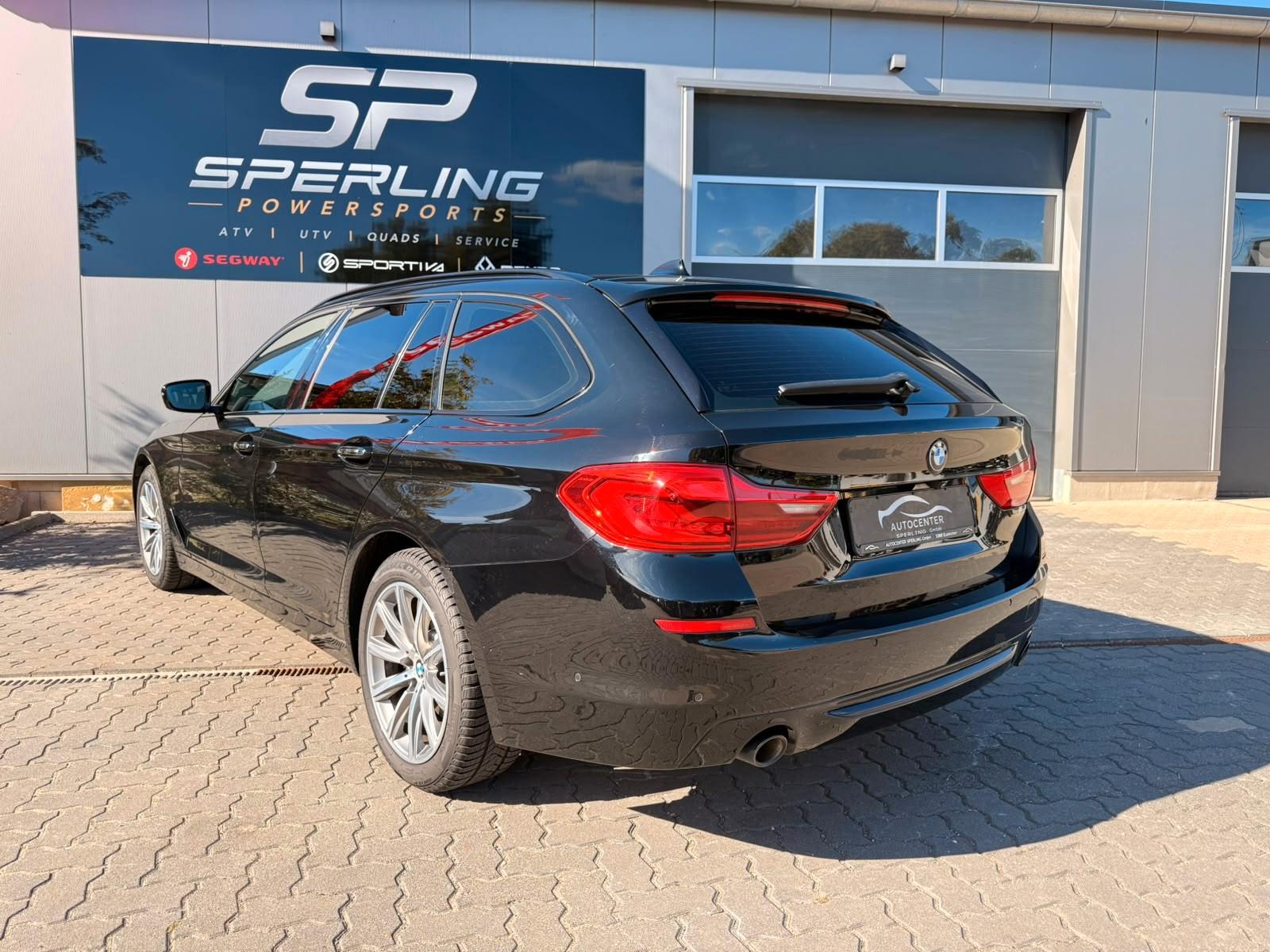 BMW 520d Touring Sport Line*Ambilight*Shadow-Line*