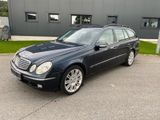 Mercedes-Benz E 240 T ELEGANCE Elegance 18 Zoll AMG Heck - Mercedes-Benz E 240: Elegance