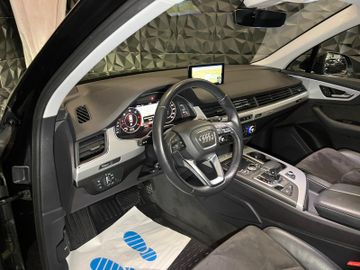 Audi Q7 - 10