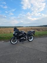 BMW R1100s  - BMW 2000 R1100R