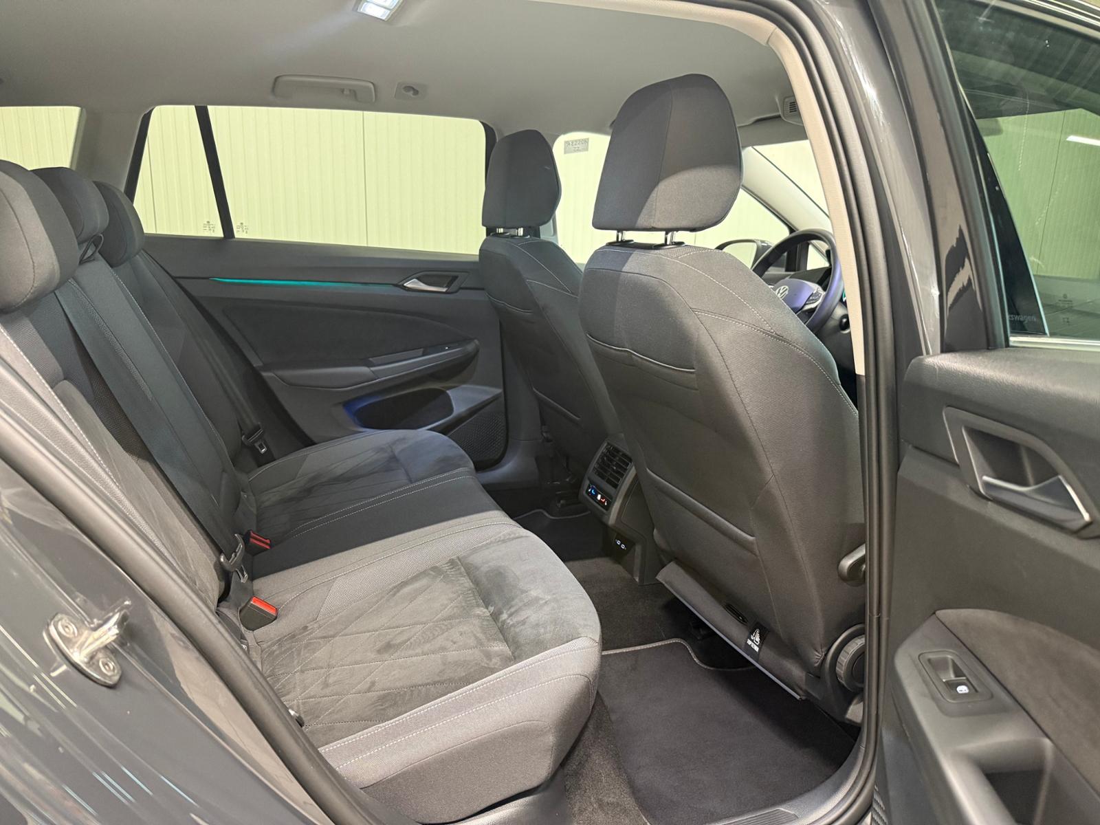 Volkswagen Golf VIII Variant Style 1.5 eTSI DSG AHK STANDHZ, миниатюра 24