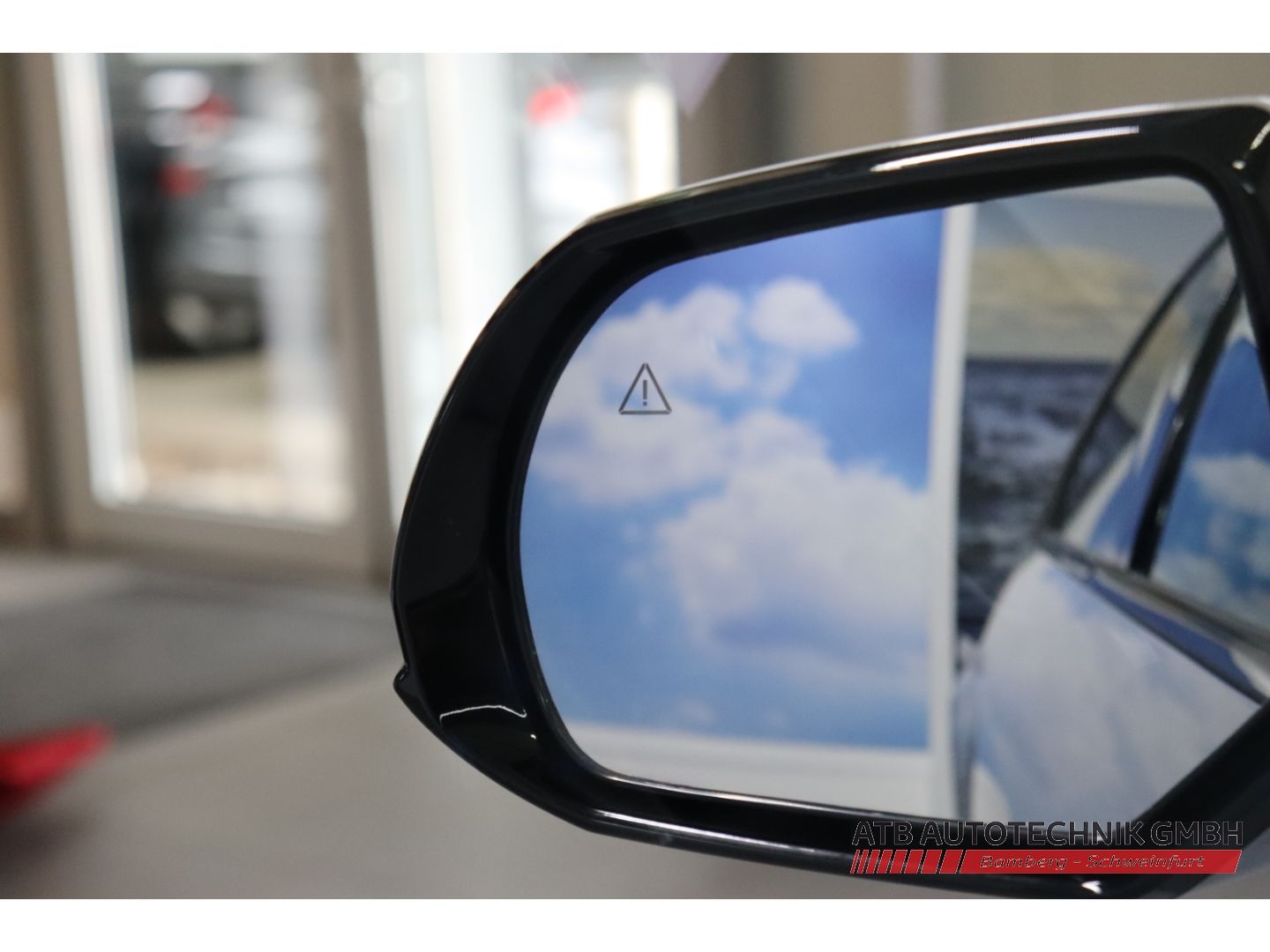 Fahrzeugabbildung Hyundai IONIQ 5 UNIQ 77,4 kWh 2WD 97,7% SOH HUD Navi Sou