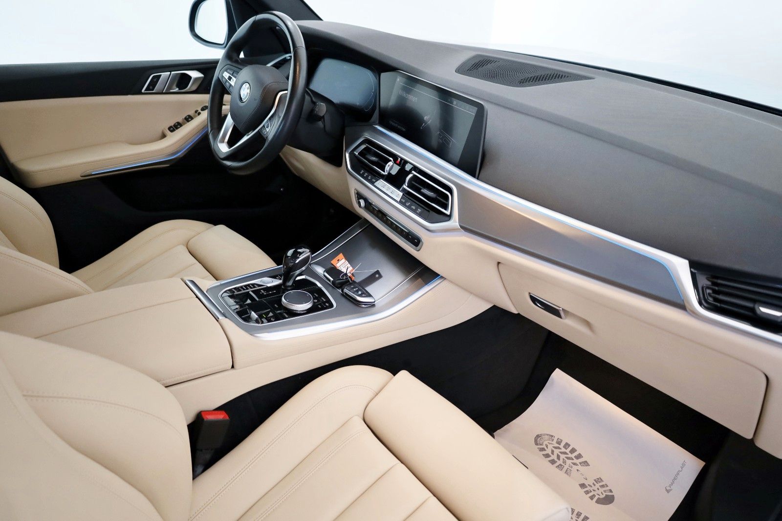 Fahrzeugabbildung BMW X5 xDrive 45e Leder,Navi,LED,Kamera,Kamera,ACC