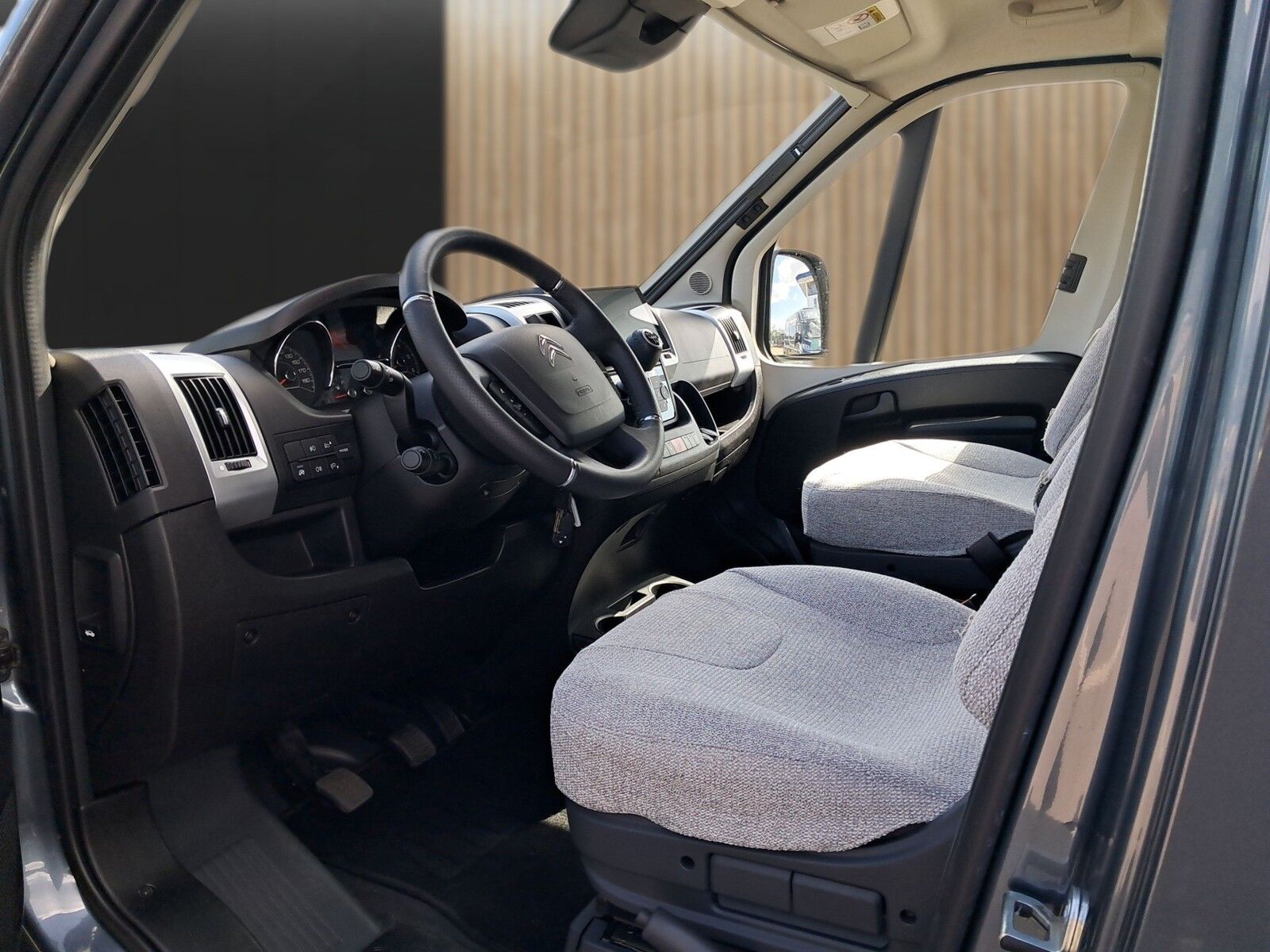 Fahrzeugabbildung Pössl Trenta 600 Citroen 140 PS Markise,Solar,Lithium