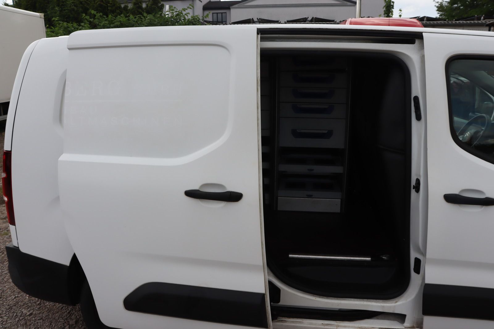 Fahrzeugabbildung Citroën Berlingo Kasten * Navi * Anhängerk. * Lang