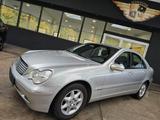 Mercedes-Benz C 180 Lim. Kompressor Automatik PARK/AUDIO/2.Han - gebrauchte Mercedes-Benz C 180 aus dem Jahr 2002