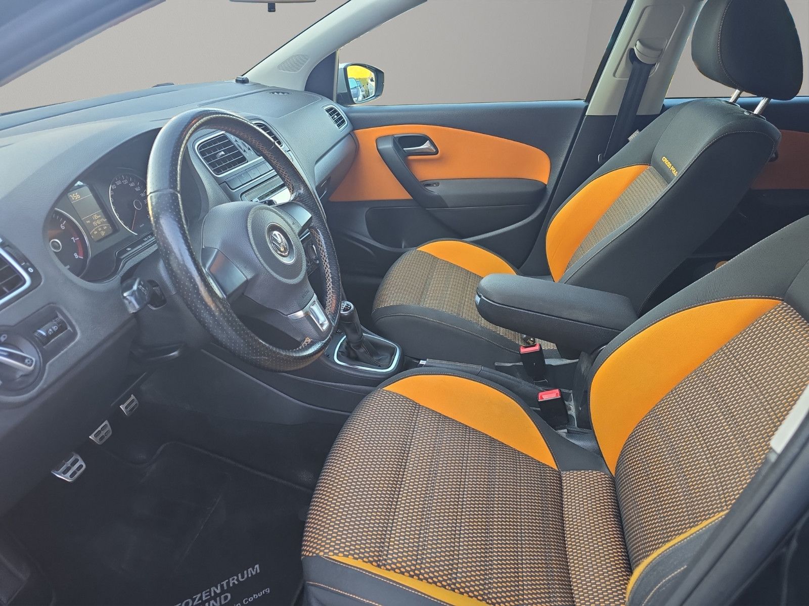 Fahrzeugabbildung Volkswagen Polo V CrossPolo