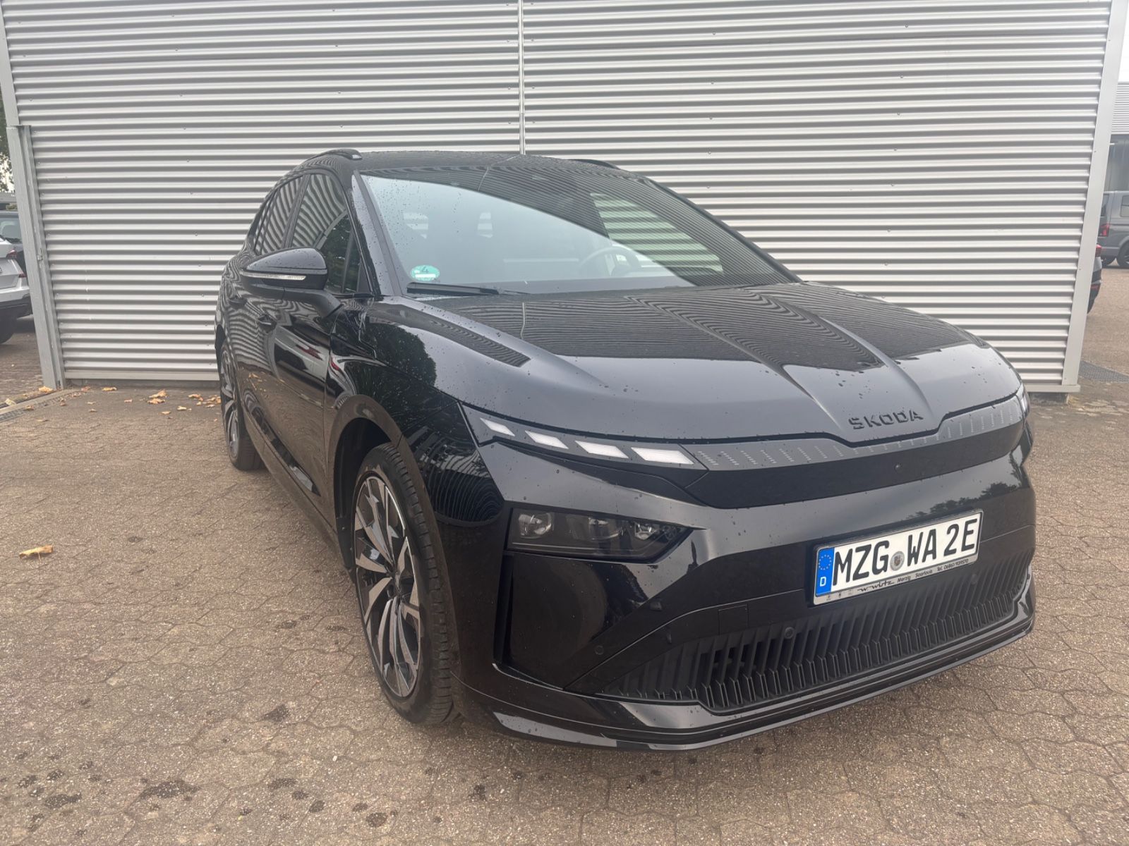 Fahrzeugabbildung SKODA Enyaq 85 Sportline Kam Navi