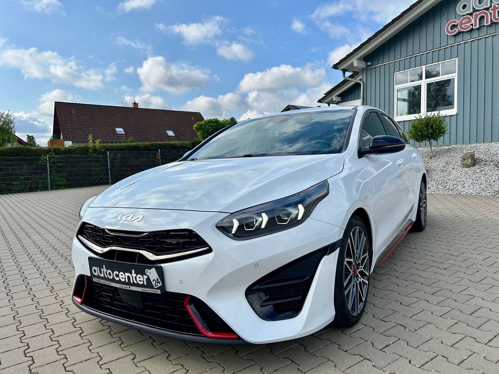 Fahrzeugabbildung Kia ProCeed GT°1. Hand°LED°Kamera°Leder°Memory°
