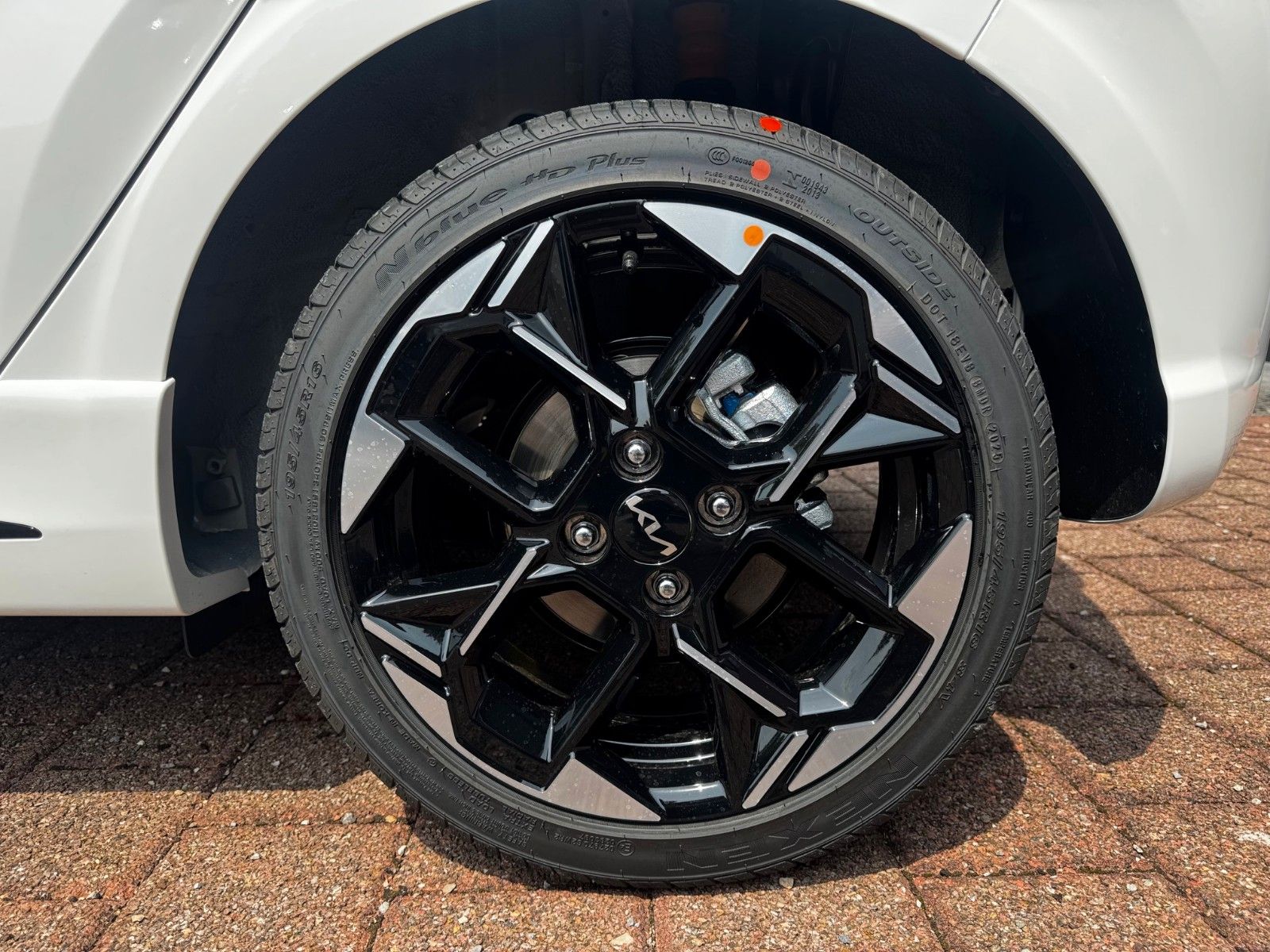 Fahrzeugabbildung Kia PICANTO PE2 1.0 AMT GT-LINE NAVI KAMERA LED