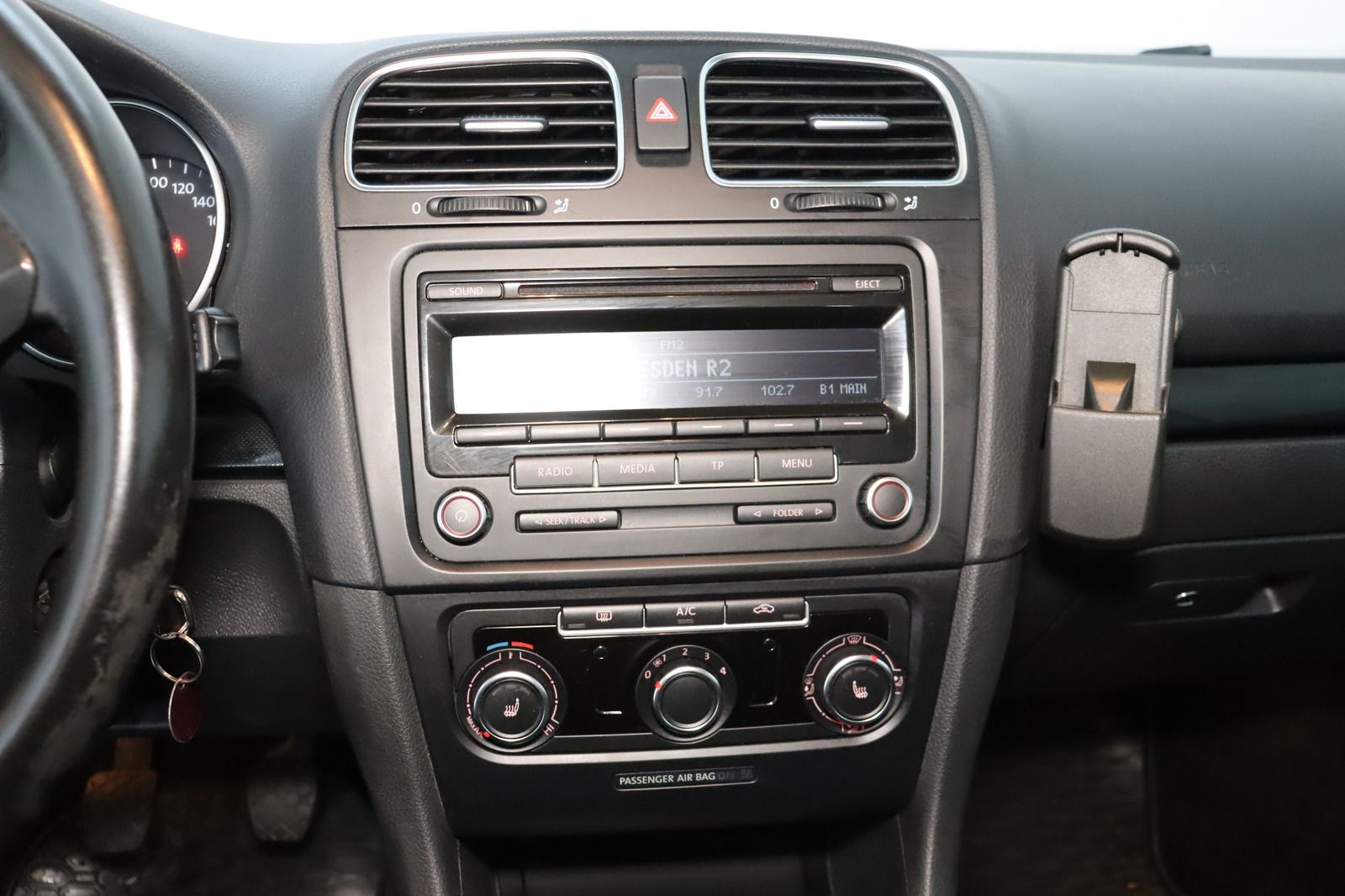 Fahrzeugabbildung Volkswagen Golf 1.6 TDI BMotion Tech Comfortline Variant