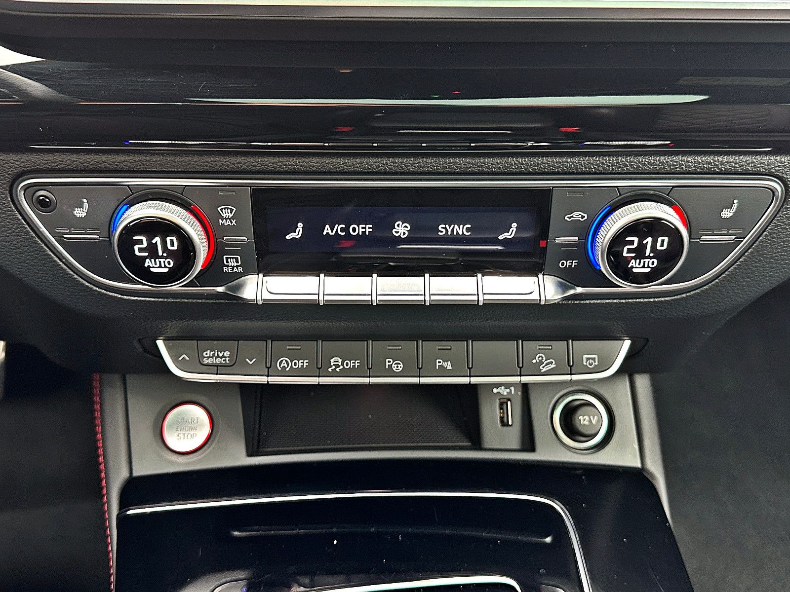 Audi SQ5 TDI qu BLACK HuD AHK LEDER 360° ACC foto 21