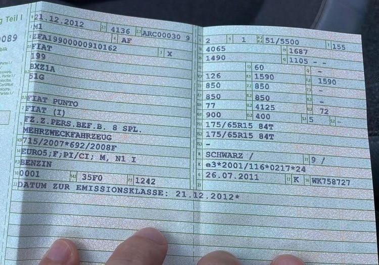 Fiat Punto 1.2 8V POP  Getriebe, Kupplung + TÜV neu 