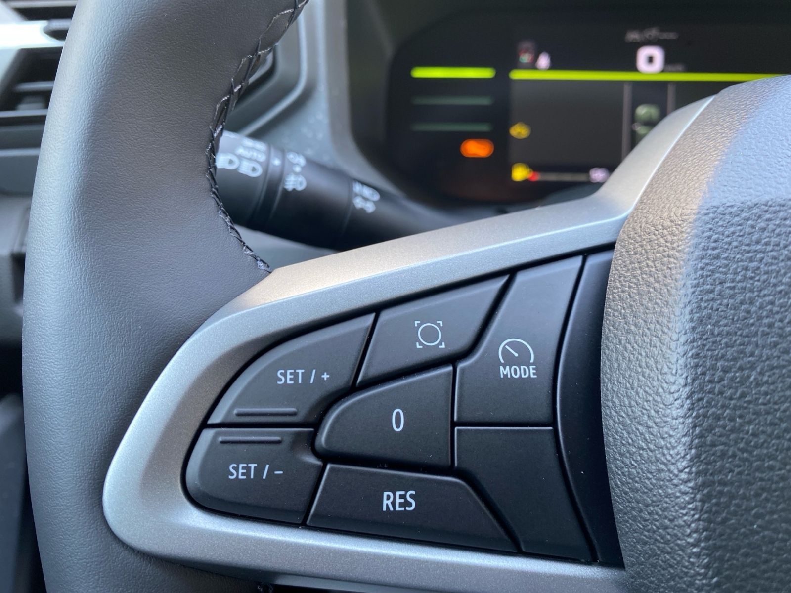 Fahrzeugabbildung Dacia Duster 1.2 Mild-Hybrid 140 Journey *City*Winter*