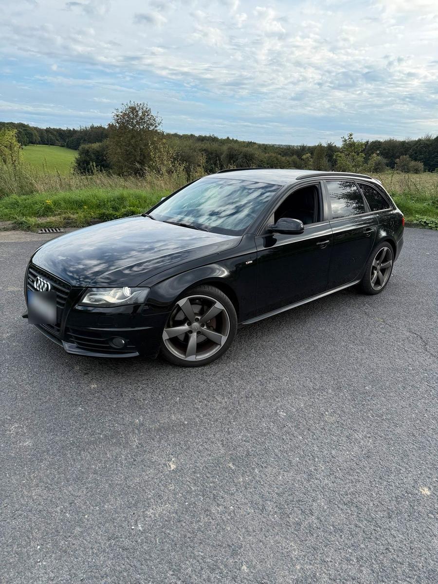 Audi Quattro 2011 — photo 14
