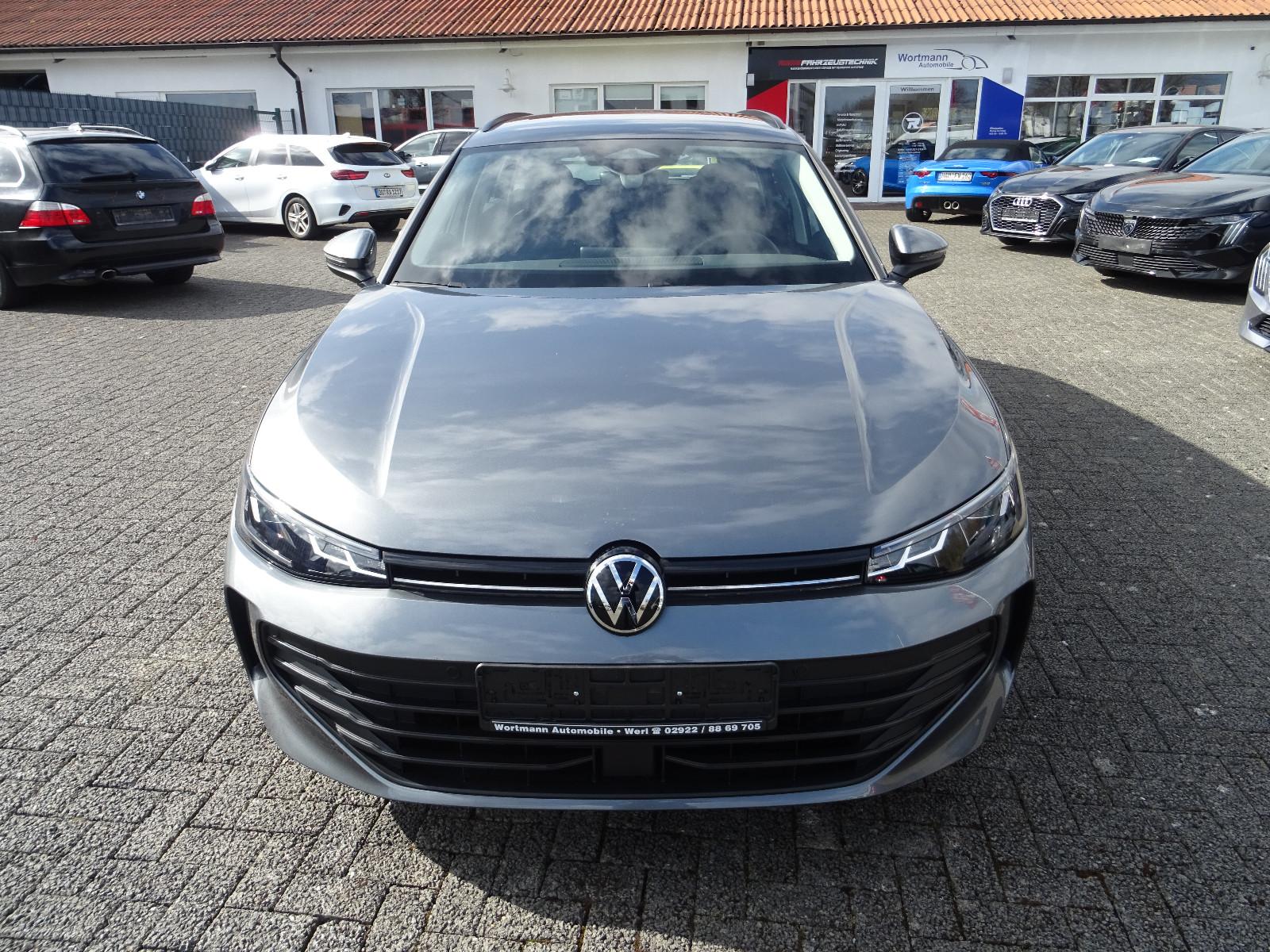 Volkswagen Passat Variant 1.5 eTSI 110 kW DSG LED PDC SHZ