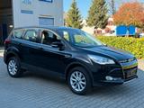 Ford Kuga Titanium  *1.Hand *Leder *Pano *AHK. *Navi - Ford Kuga mit Anhängerkupplung