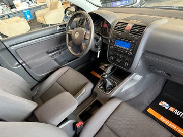 MYAUTOCENTER – Gebraucht- und Jahreswagen mit Werkstattservice in Pfaffenhofen Volkswagen Golf V Lim. Trendline *TÜV*Klima*