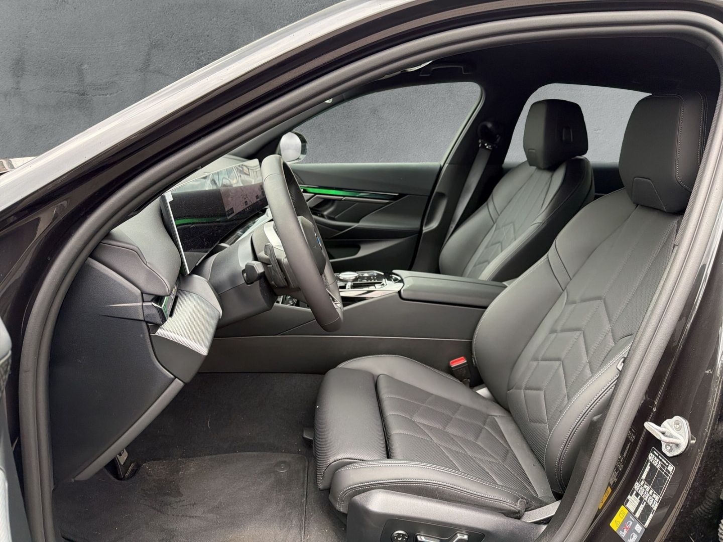 BMW i5 - Bild 8