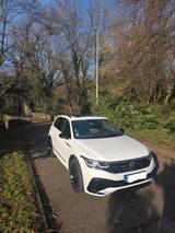 Volkswagen Tiguan 2.0 TSI R-Line Black Style 140kW 4 Motion