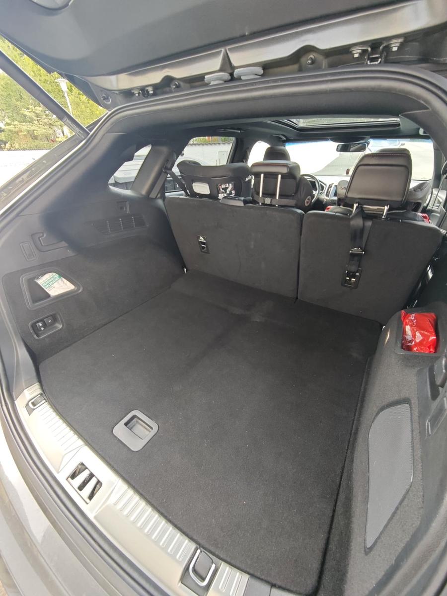 Ford Edge 2,0 l EcoBlue Bi-Turbo 4x4 ST-LINE Auto...