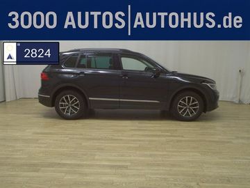 Volkswagen Tiguan - 1