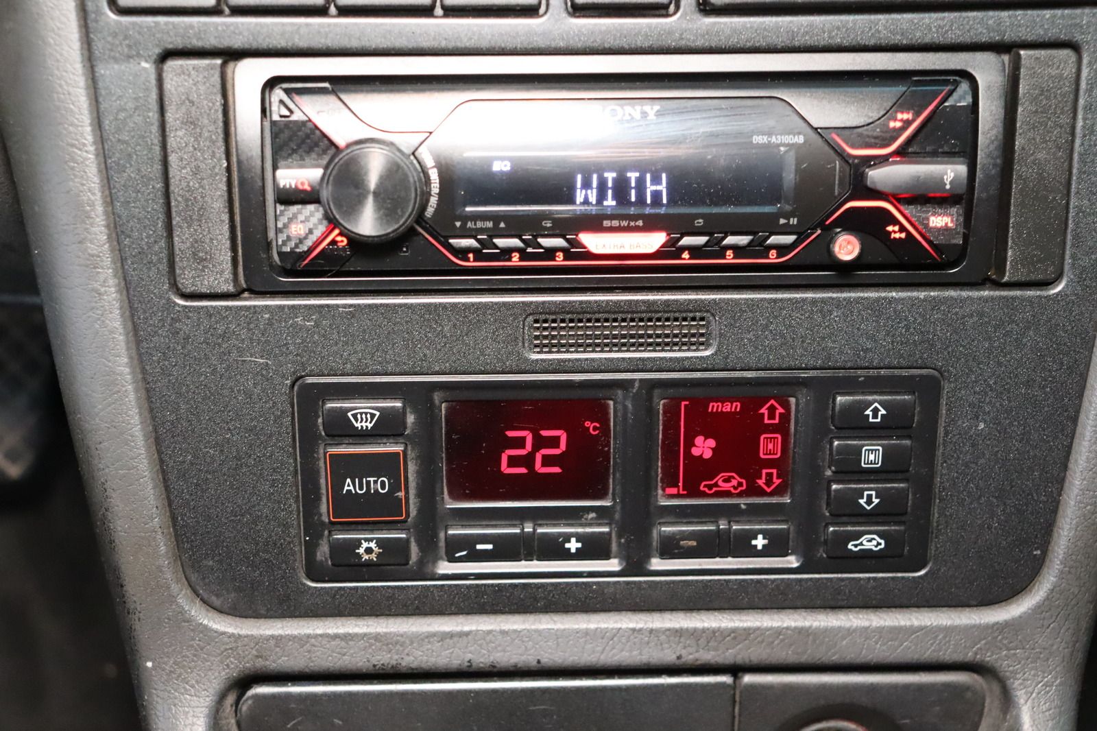 Fahrzeugabbildung Audi A4 1.8 Avant 5V * Klimaautomatik
