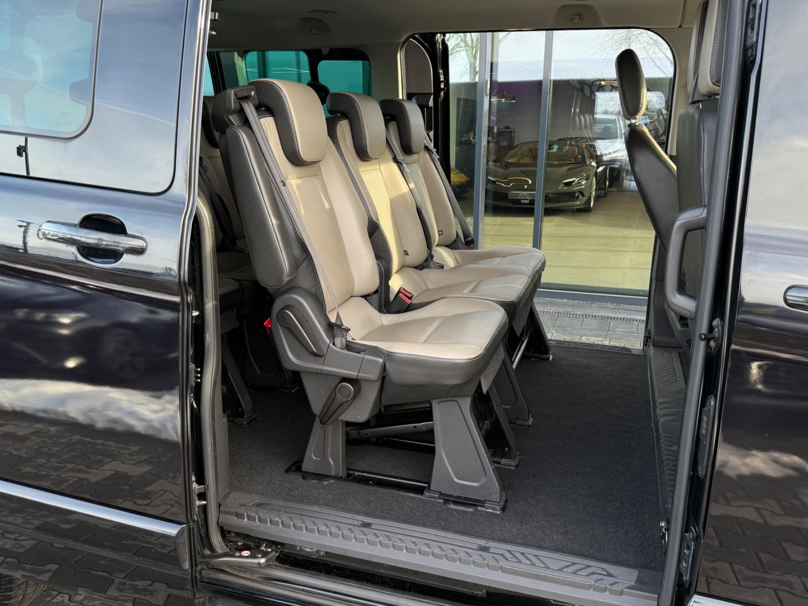 Transit Custom Titanium 2.2 TDCI Leder Navi 9Sit