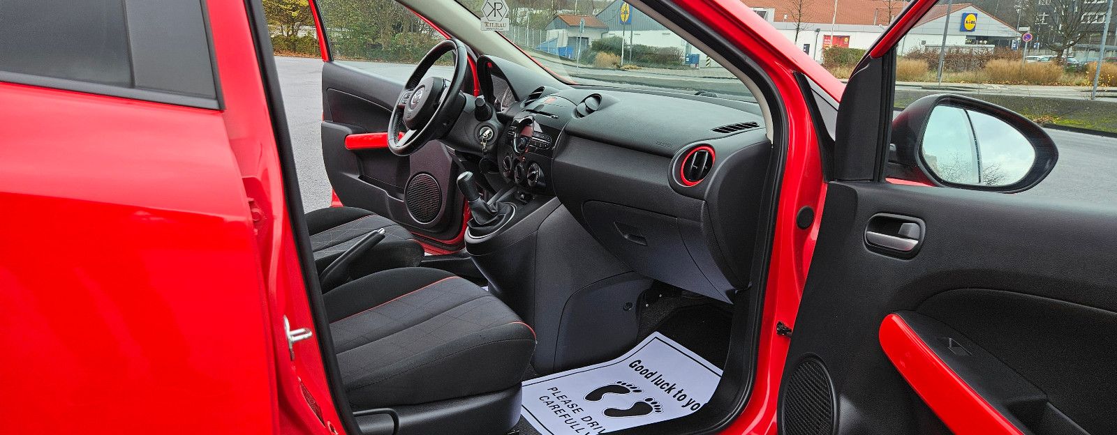 MAZDA 2 Lim. 1.3 Iro Sport Line Edition Klima PDC