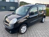 Renault Kangoo Happy Family 1.5 dCi 90 FAP - Renault Kangoo aus 2010 mit Diesel-Antrieb