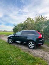 Volvo XC60 D4 Summum, Automatik, Vollleder - Volvo XC60 von privat