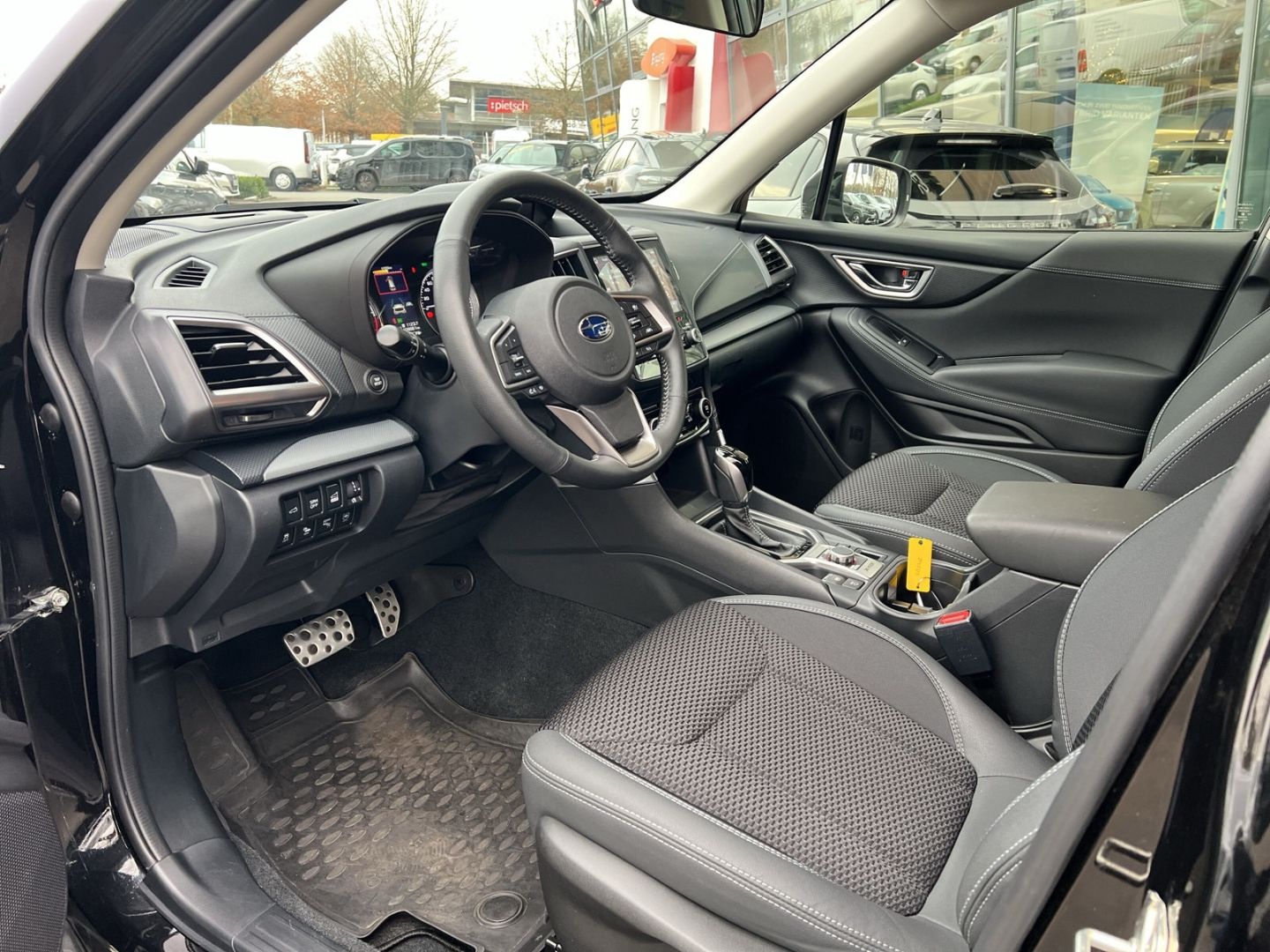 Fahrzeugabbildung Subaru Forester Active SUBARU